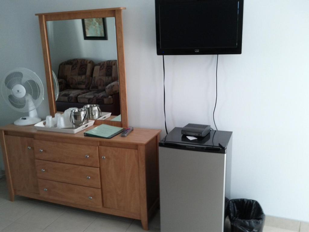 Motel Lac St-Jean Chambord Room photo